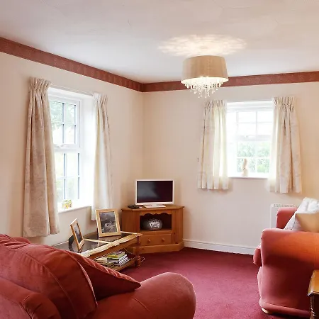Holiday home Yewbarrow